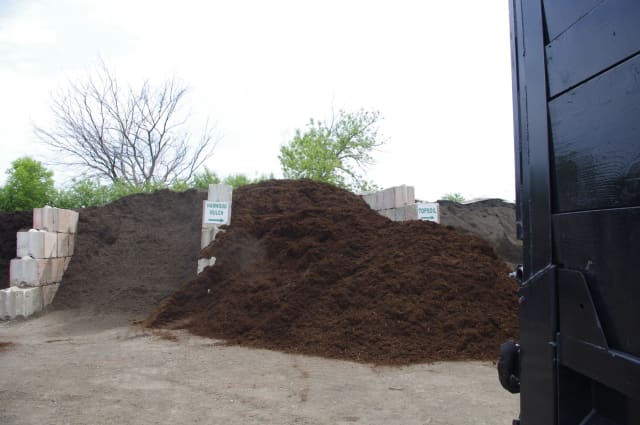 Pile of natural hardwood mulch